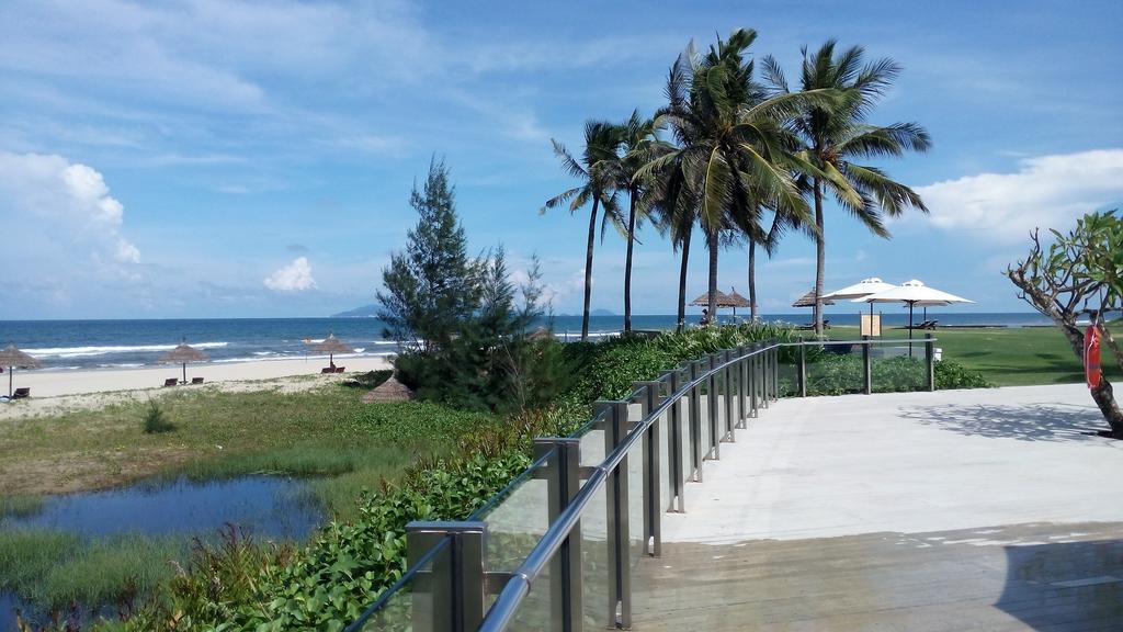 Ocean Apartment Spa & Golf Danang Buitenkant foto