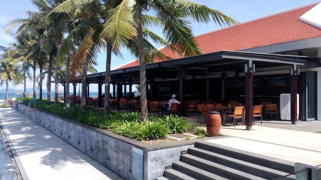 Ocean Apartment Spa & Golf Danang Buitenkant foto