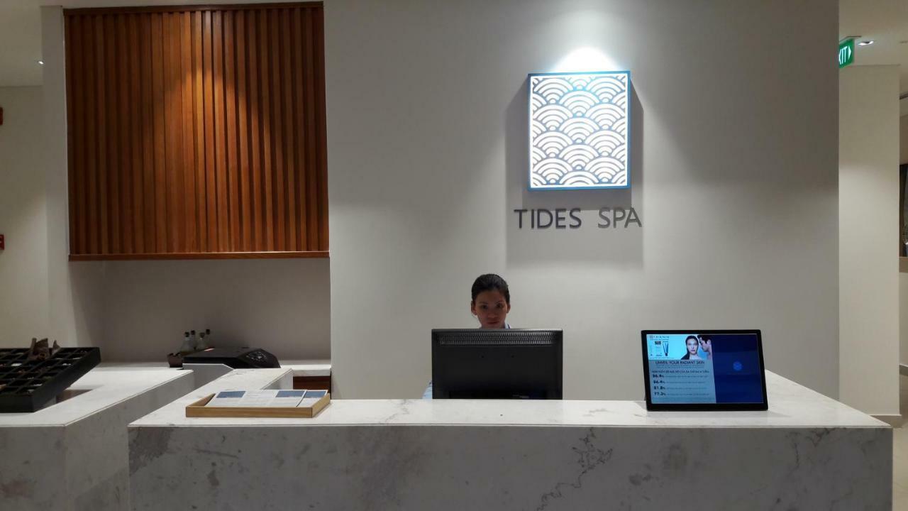 Ocean Apartment Spa & Golf Danang Buitenkant foto